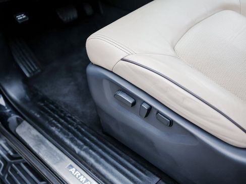 Used 2021 Nissan Armada SL image 14