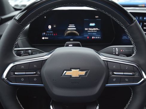 New 2026 Chevrolet Traverse LT w/ Enhanced Driving Package image 16