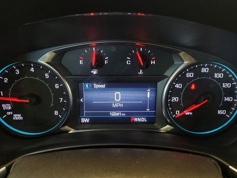 Used 2024 Chevrolet Equinox LT w/ LPO, Floor Liner Package FWD image 23