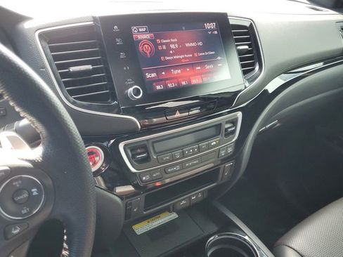 Used 2021 Honda Ridgeline Black Edition image 27