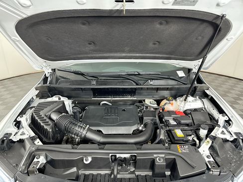 Used 2023 GMC Acadia SLT image 36