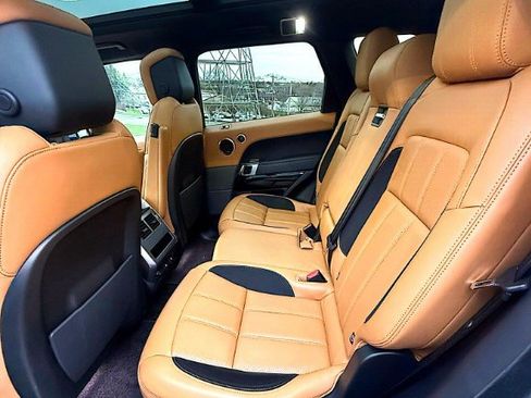 Used 2021 Land Rover Range Rover Sport HSE Dynamic image 24