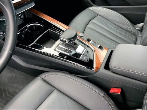 Used 2022 Audi A5 2.0T Premium image 17