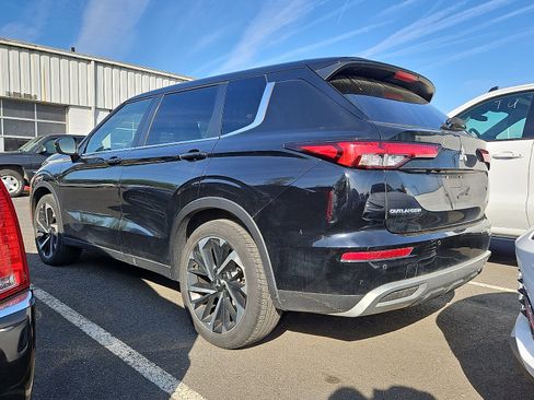 Used 2022 Mitsubishi Outlander SE AWD/4WD image 6