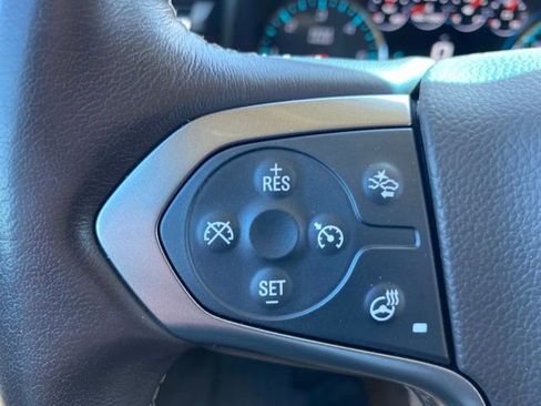 Used 2019 Chevrolet Tahoe Premier AWD/4WD image 23