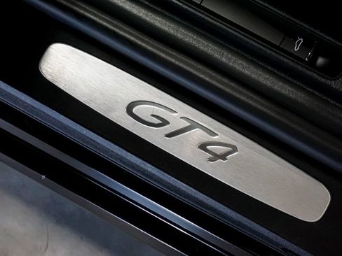 Used 2020 Porsche 718 Cayman GT4 RWD image 60
