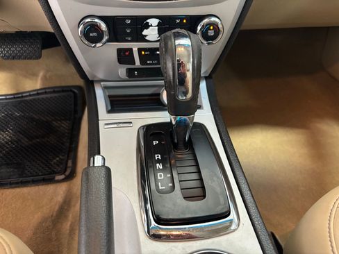 Used 2010 Mercury Milan Premier image 25