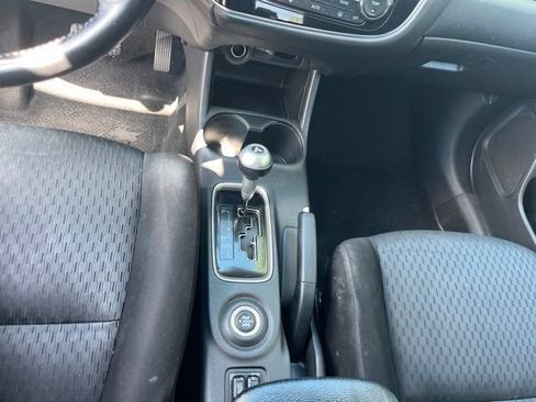 Used 2014 Mitsubishi Outlander SE AWD/4WD image 18
