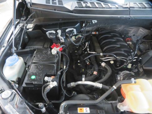 Used 2018 Ford F150 XLT w/ Equipment Group 301A Mid AWD/4WD image 53