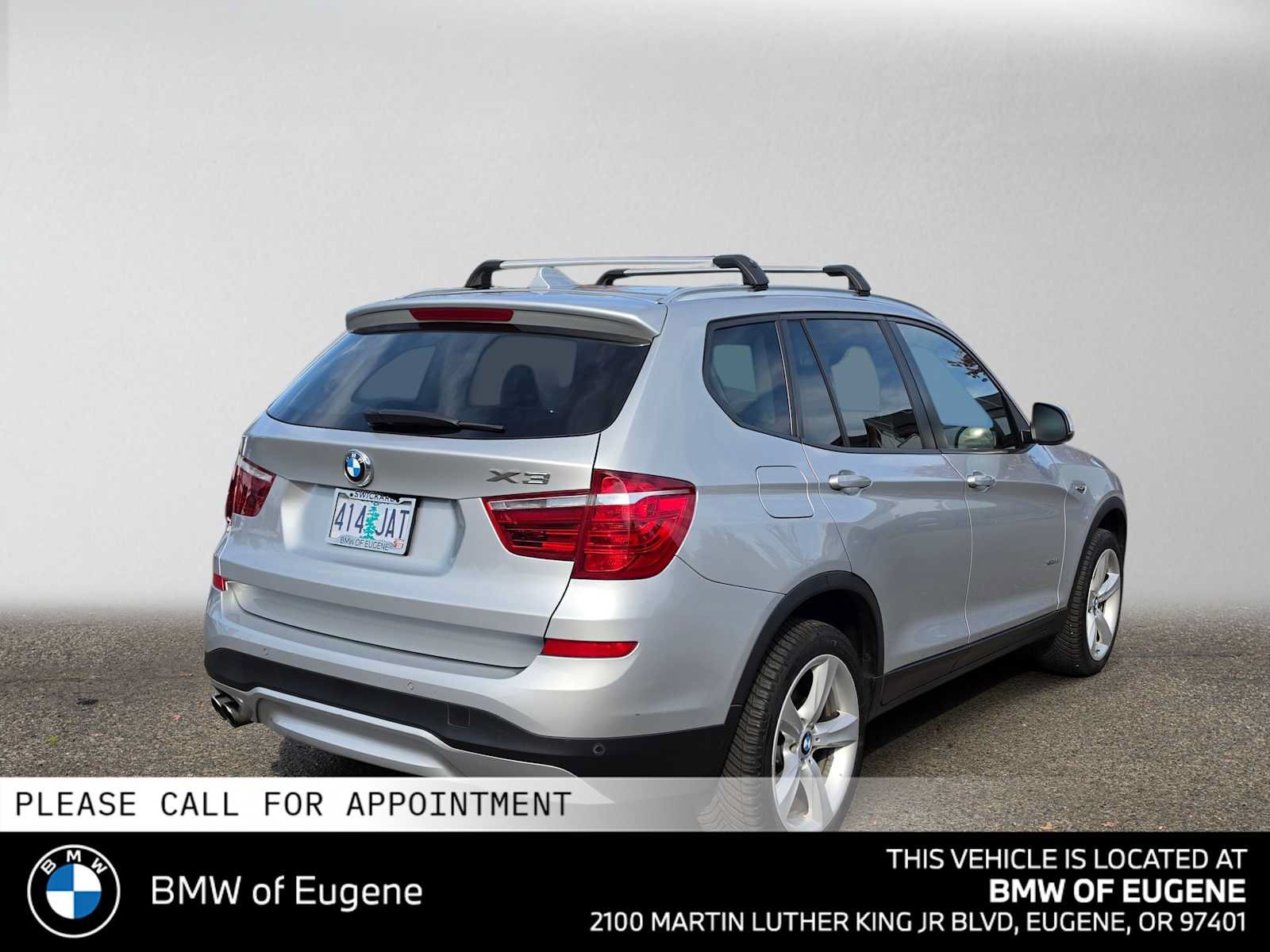 Used 2017 BMW X3 xDrive28i AWD/4WD image 3