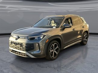 New 2026 Volkswagen Tiguan SE video 1