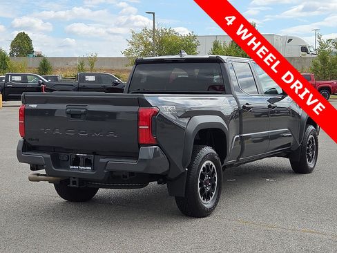 Used 2024 Toyota Tacoma TRD Off-Road AWD/4WD image 5