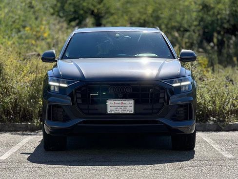 Used 2021 Audi Q8 Premium w/ Black Optic Package image 4