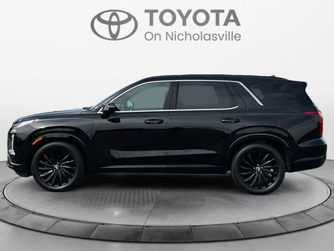 Used 2024 Hyundai Palisade Calligraphy AWD/4WD image 3