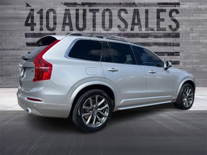 Used 2018 Volvo XC90 T5 Momentum w/ Convenience Package
