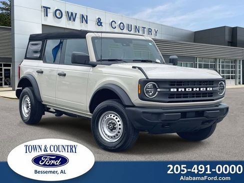 New 2025 Ford Bronco 4-Door AWD/4WD image 1