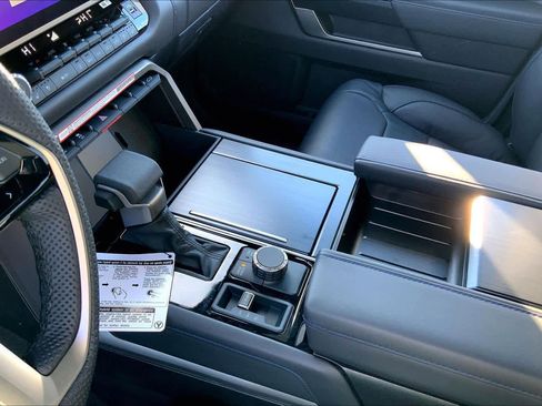 New 2026 Toyota Tundra Platinum AWD/4WD image 7