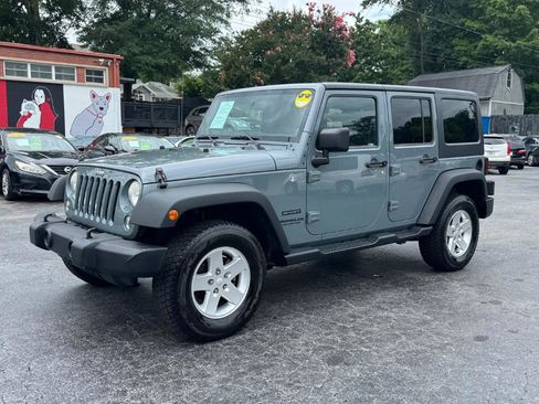 Used 2014 Jeep Wrangler Unlimited Sport w/ Quick Order Package 24S AWD/4WD image 3