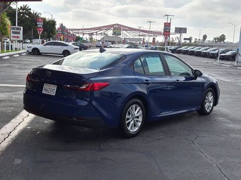 Used 2025 Toyota Camry LE FWD image 8