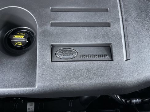 Used 2023 Land Rover Range Rover Sport SE image 32