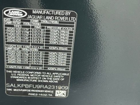 Used 2024 Land Rover Range Rover Long Wheelbase SE image 57