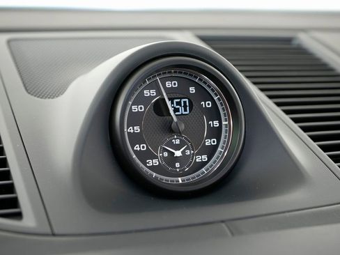 New 2026 Porsche Macan GTS image 26