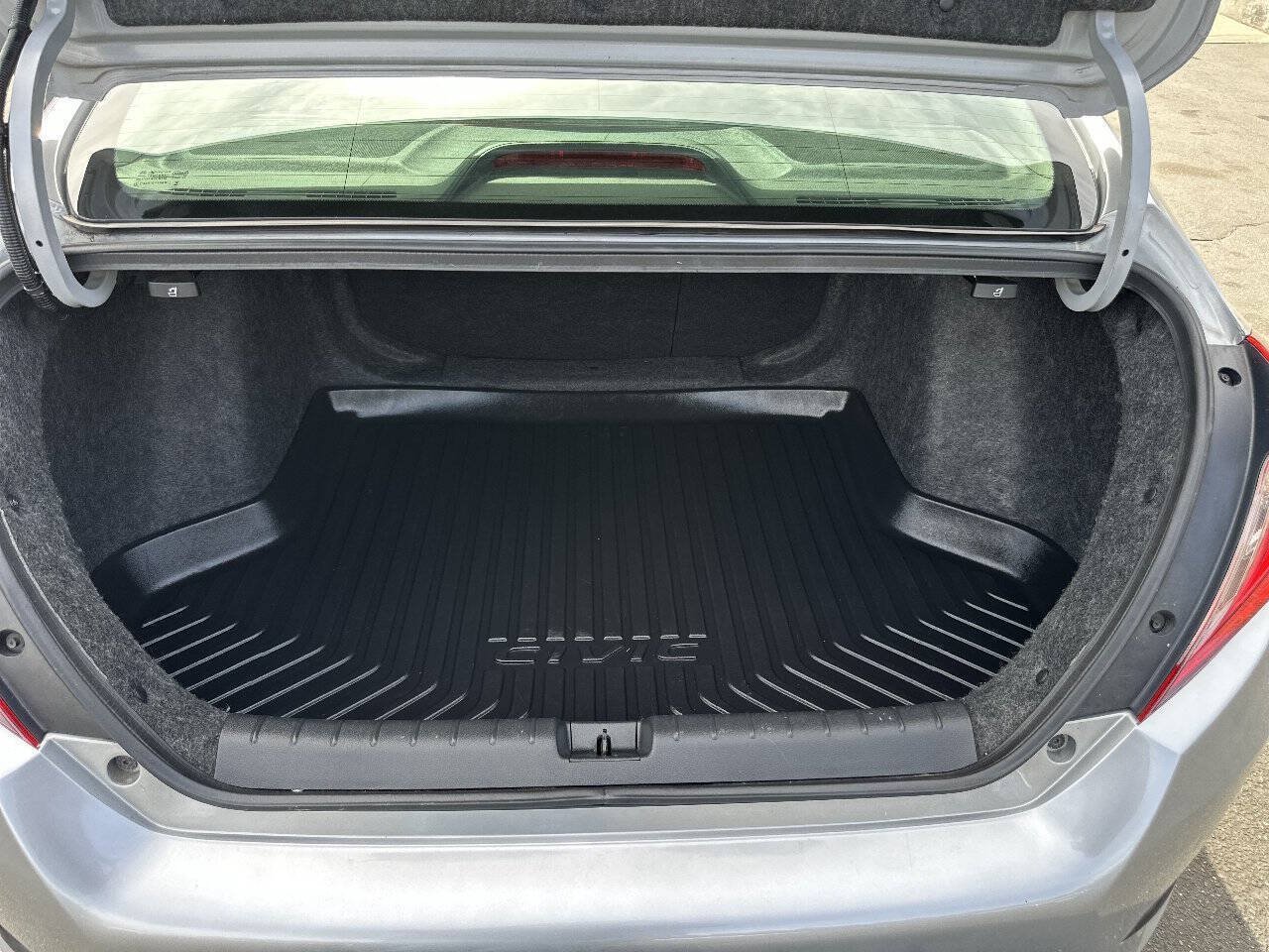 Used 2018 Honda Civic EX image 17