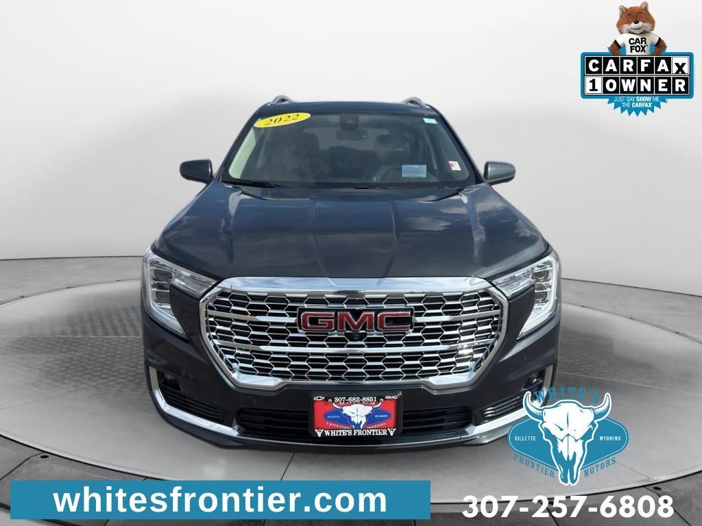 Certified 2022 GMC Terrain Denali w/ Denali Premium Package AWD/4WD image 8