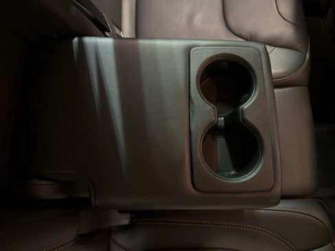 Used 2015 Jeep Cherokee Limited image 28