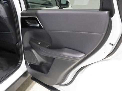 Used 2024 Mitsubishi Outlander SEL AWD/4WD image 23