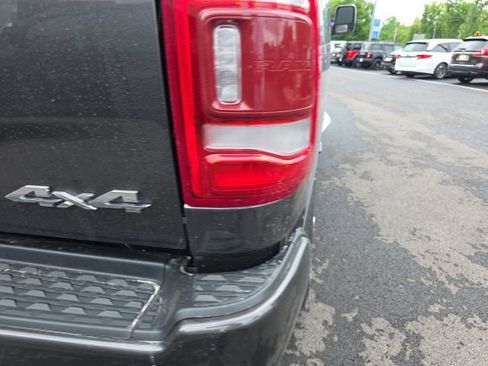 Used 2024 RAM 2500 Laramie AWD/4WD image 9