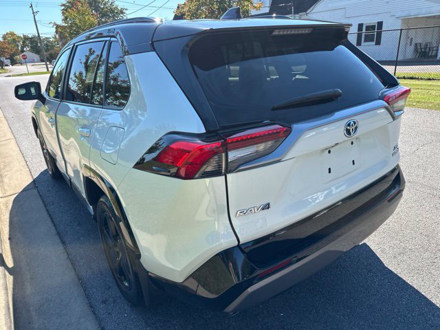 Used 2021 Toyota RAV4 XSE AWD/4WD image 14