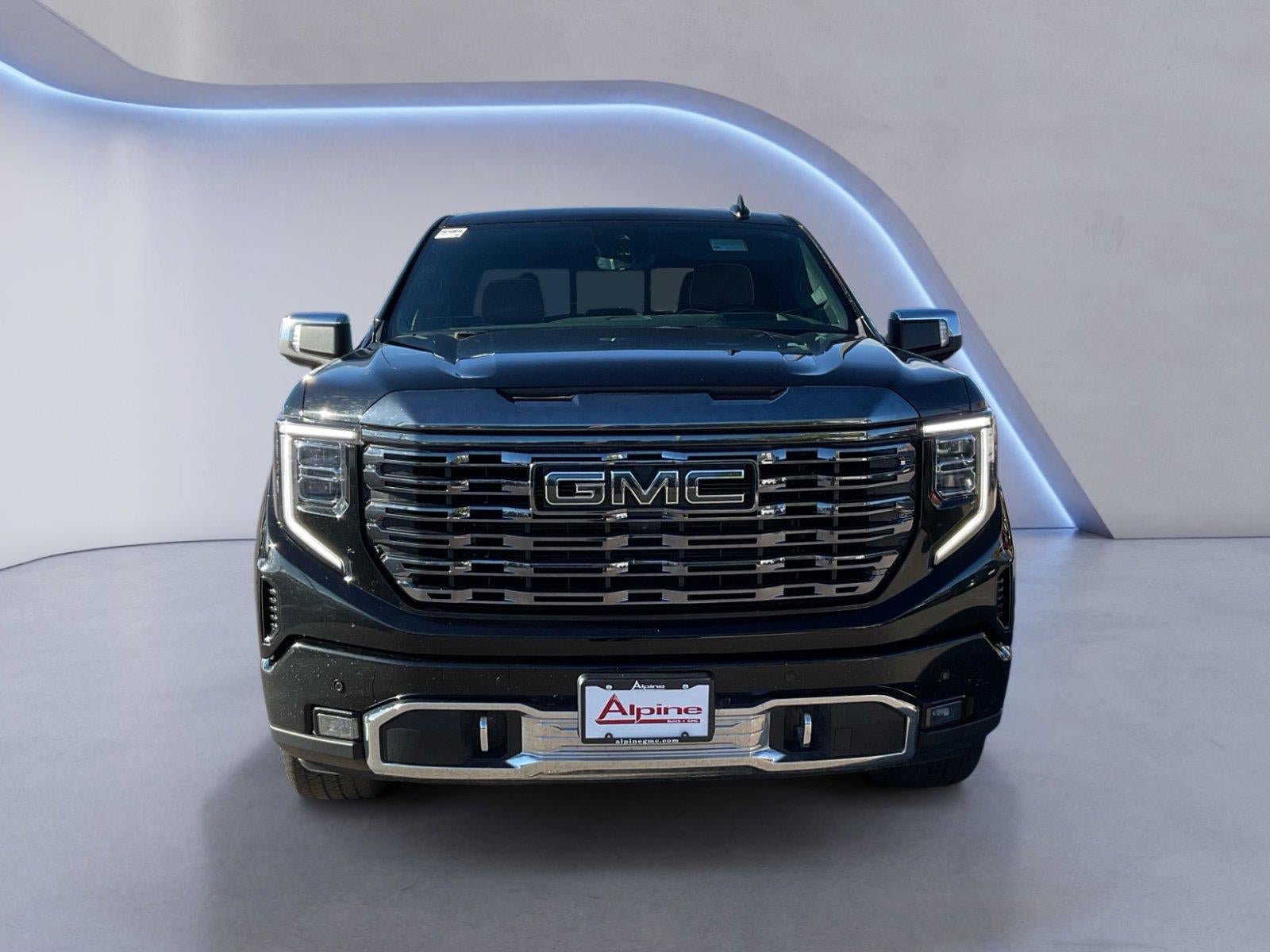Used 2024 GMC Sierra 1500 Denali Ultimate AWD/4WD image 8