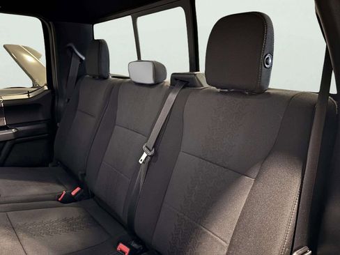 Used 2018 Ford F150 XLT w/ Equipment Group 302A Luxury image 15