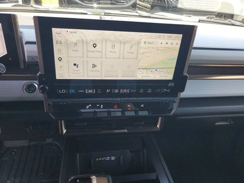 Used 2024 GMC Hummer EV 3X w/ LPO, Sport Package AWD/4WD image 15