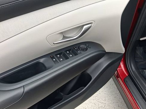 Used 2025 Hyundai Tucson SEL FWD image 15