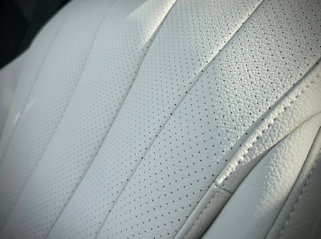 New 2027 Mercedes-Benz E 450 4MATIC Sedan image 30