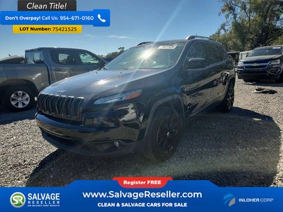 Used 2017 Jeep Cherokee Latitude w/ Comfort/Convenience Group