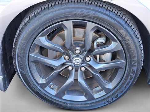 Used 2016 Nissan 370Z Coupe RWD image 23