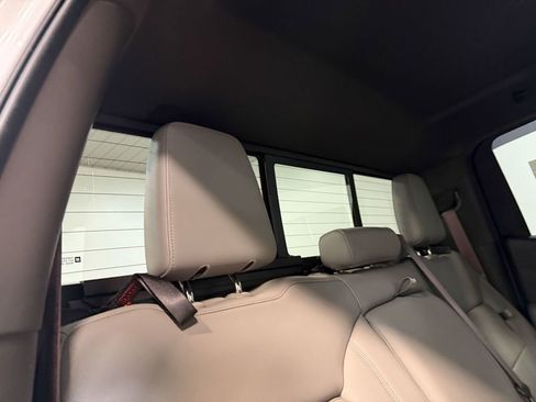 Used 2019 Chevrolet Silverado 1500 LTZ w/ LTZ Plus Package image 15