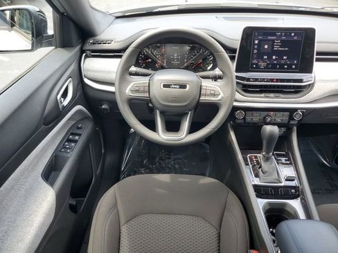 New 2025 Jeep Compass Sport image 17