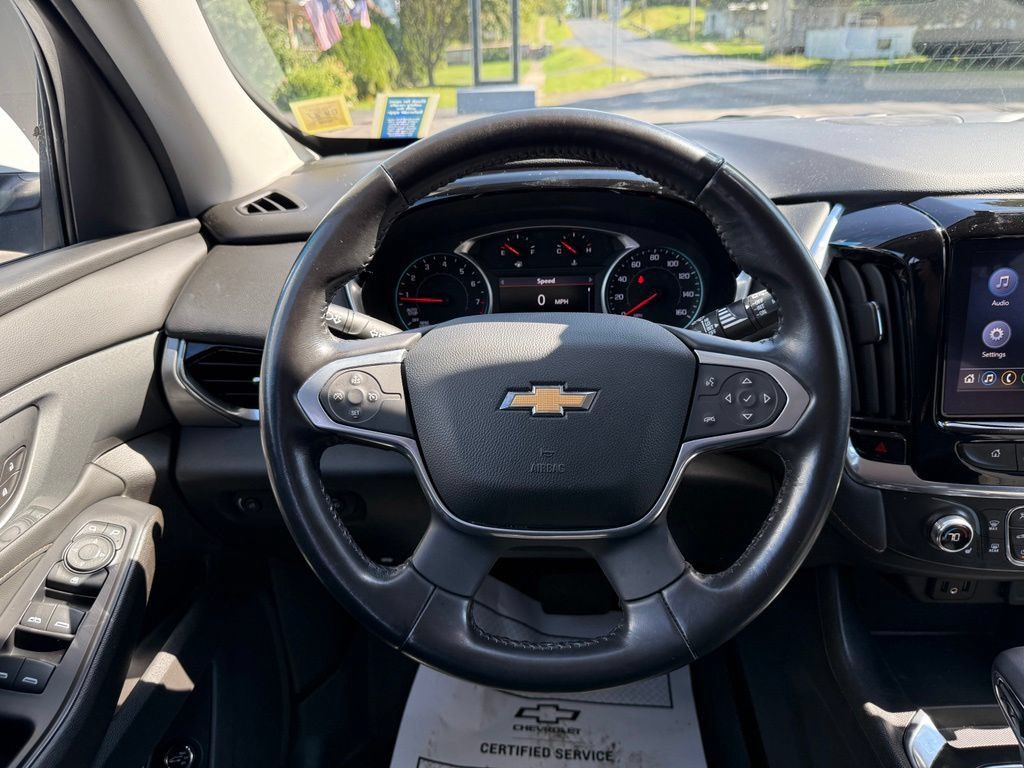 Used 2021 Chevrolet Traverse LT AWD/4WD image 47