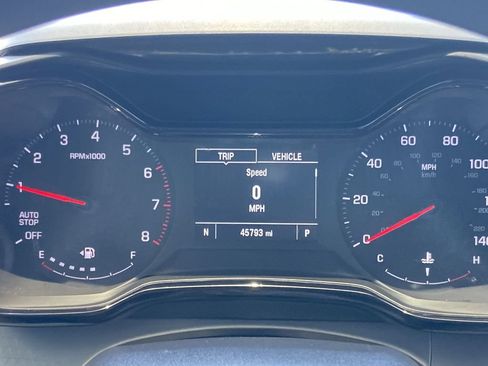 Used 2024 Chevrolet Trax LS w/ LS Convenience Package FWD image 7