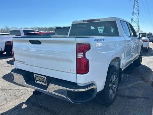 Used 2025 Chevrolet Silverado 1500 LT image 8