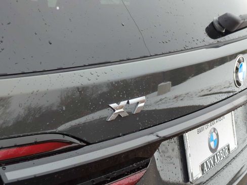 New 2026 BMW X7 M60i image 12