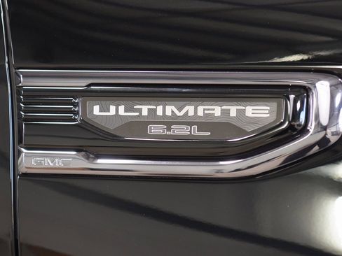 Used 2024 GMC Sierra 1500 Denali Ultimate image 16