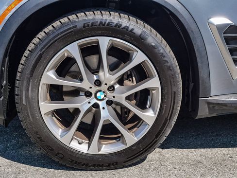 Used 2024 BMW X5 xDrive40i AWD/4WD image 9