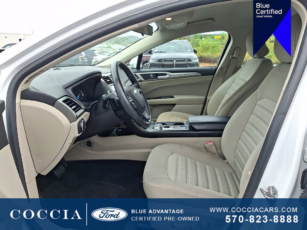 Certified 2018 Ford Fusion SE w/ Fusion SE Technology Package FWD image 13