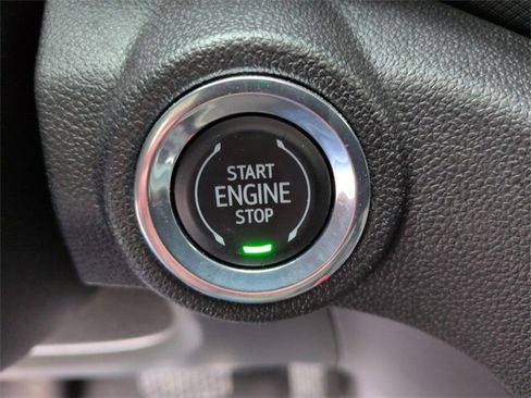 Used 2023 Chevrolet TrailBlazer LT w/ Convenience Package image 17