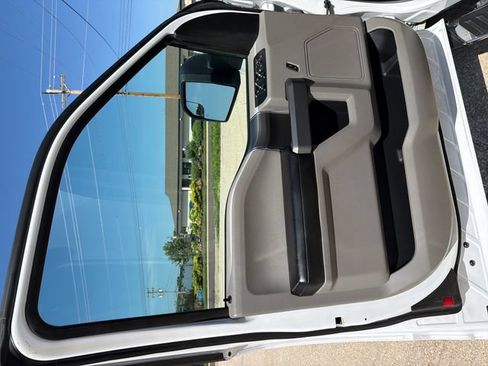 Used 2018 Ford F150 XLT w/ Equipment Group 301A Mid AWD/4WD image 15